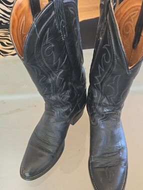 Classic Black Western Cowboy Boots - Men